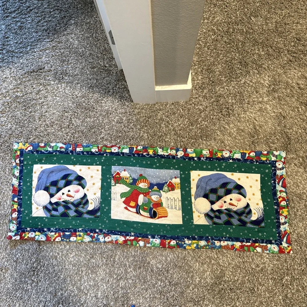 Vinrage Handmade Snowman Table Runner 40in X 15in